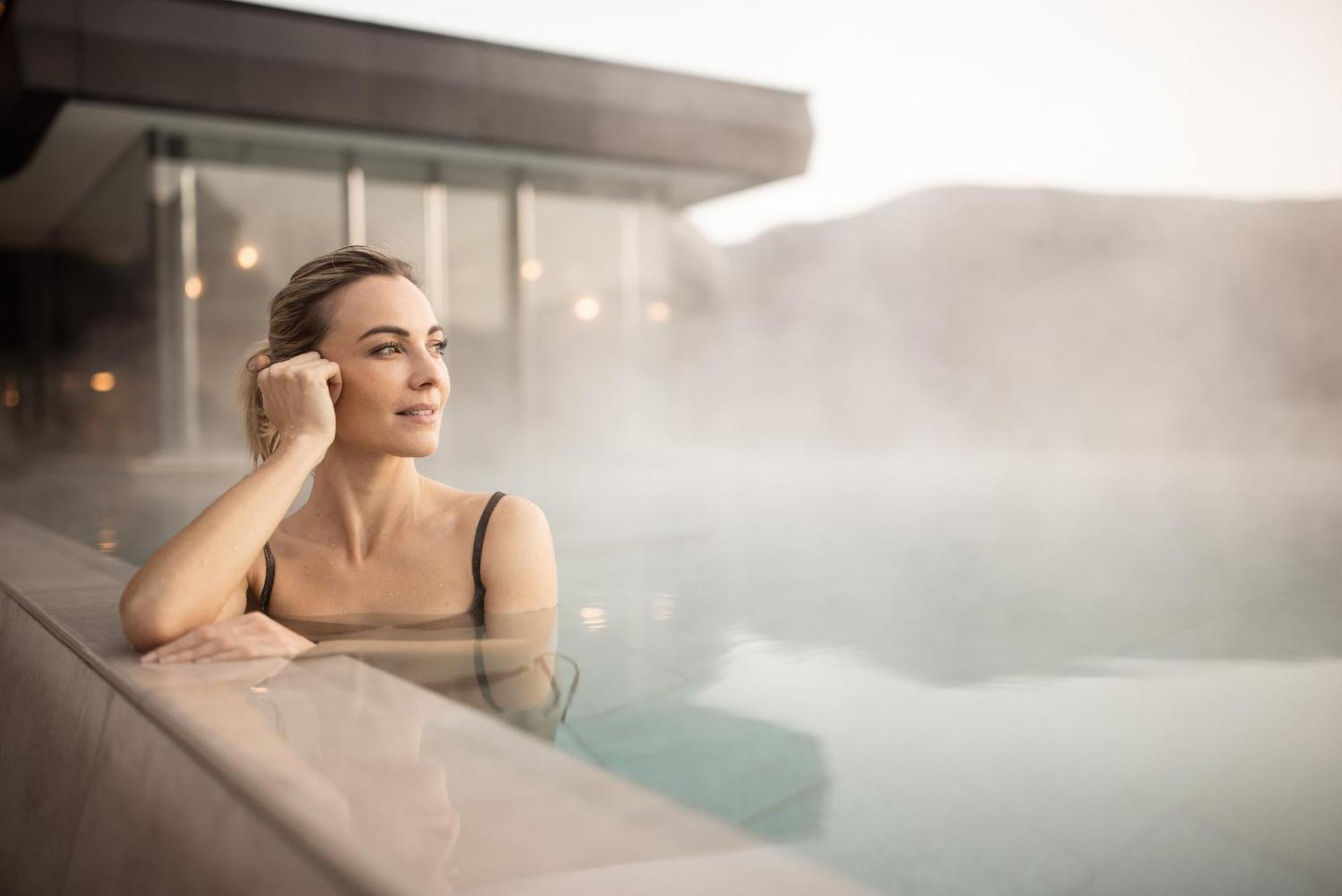 Lake Spa Hotel Seeleiten Caldaro Bagian luar foto